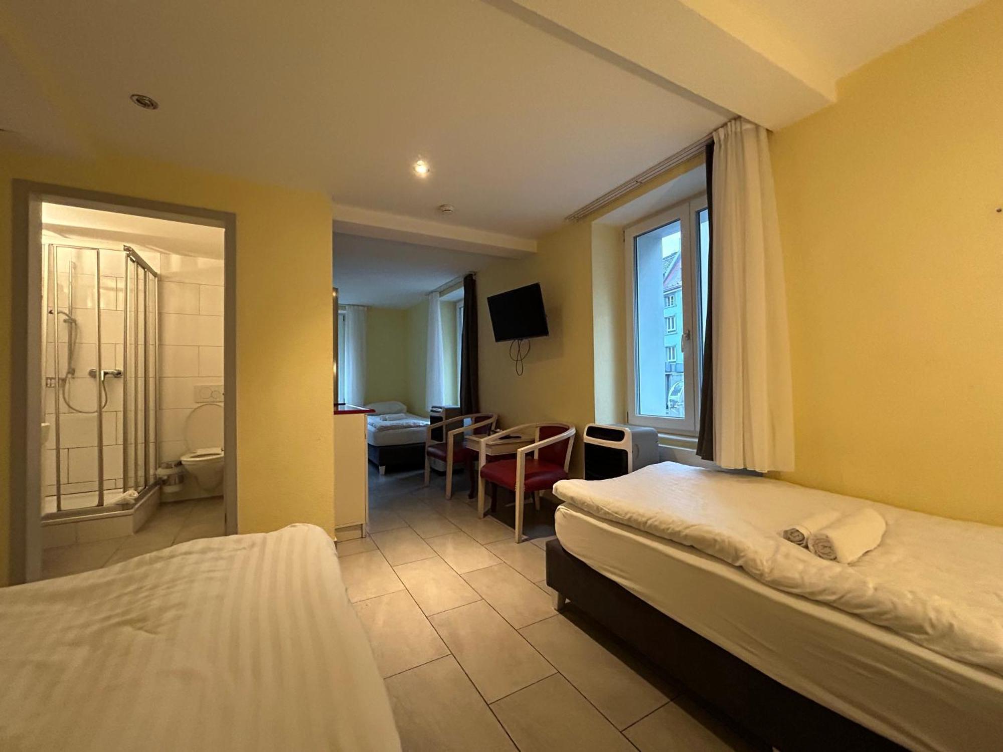 กาสท์เฮาส์ 210 Hotel ซูริก ภายนอก รูปภาพ