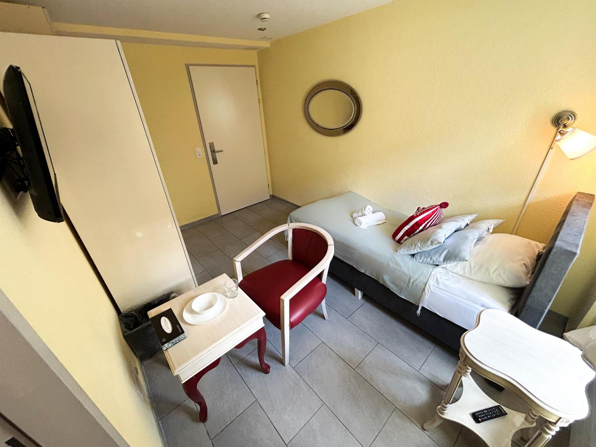กาสท์เฮาส์ 210 Hotel ซูริก ภายนอก รูปภาพ